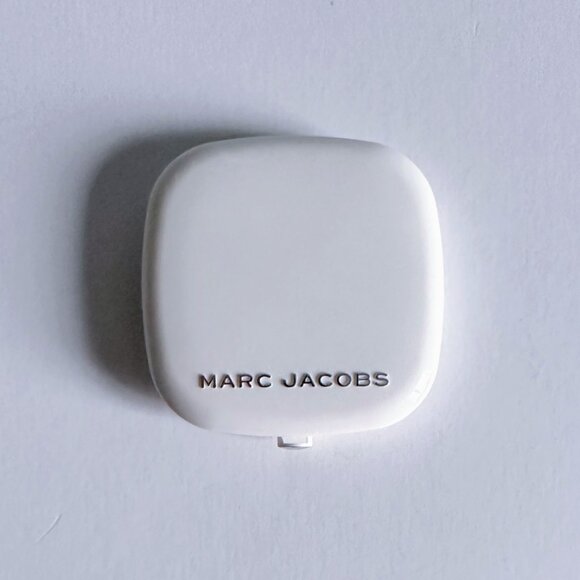 MARC JACOBS Tan-Tastic O!Mega Bronzer and Dew Drops Coconut Gel Highlighter NWT - Picture 6 of 6